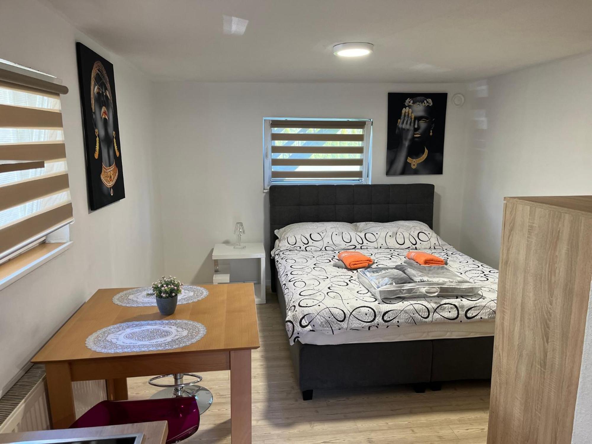 Apartments Malivojevic 지로브니차 외부 사진