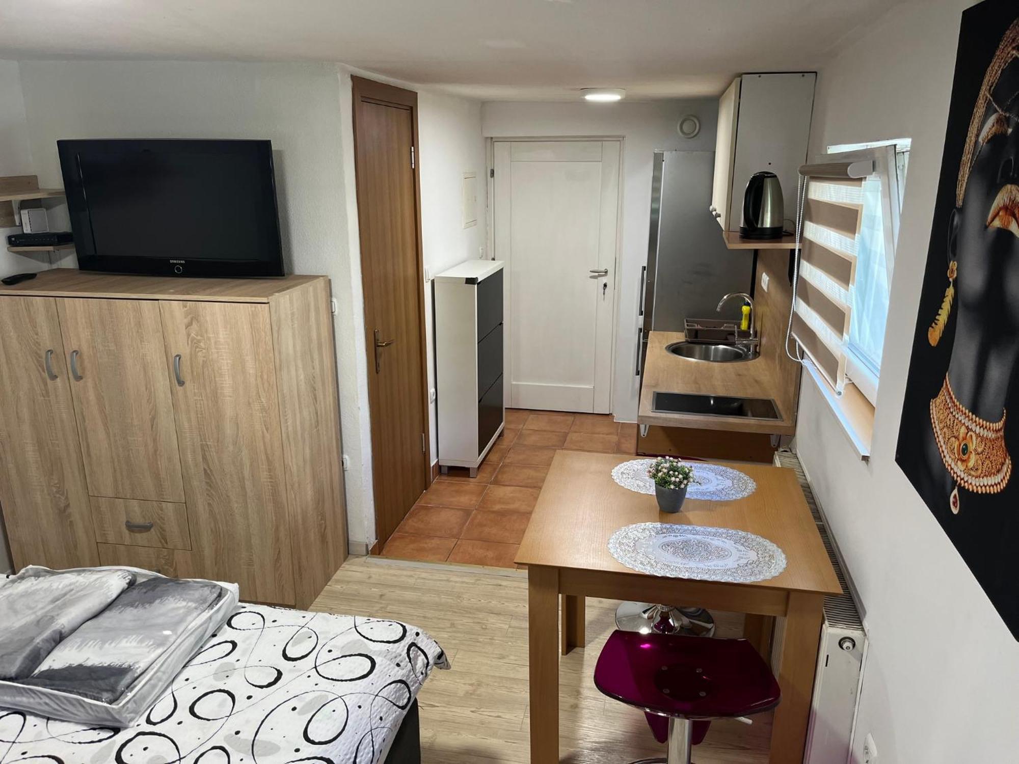Apartments Malivojevic 지로브니차 외부 사진