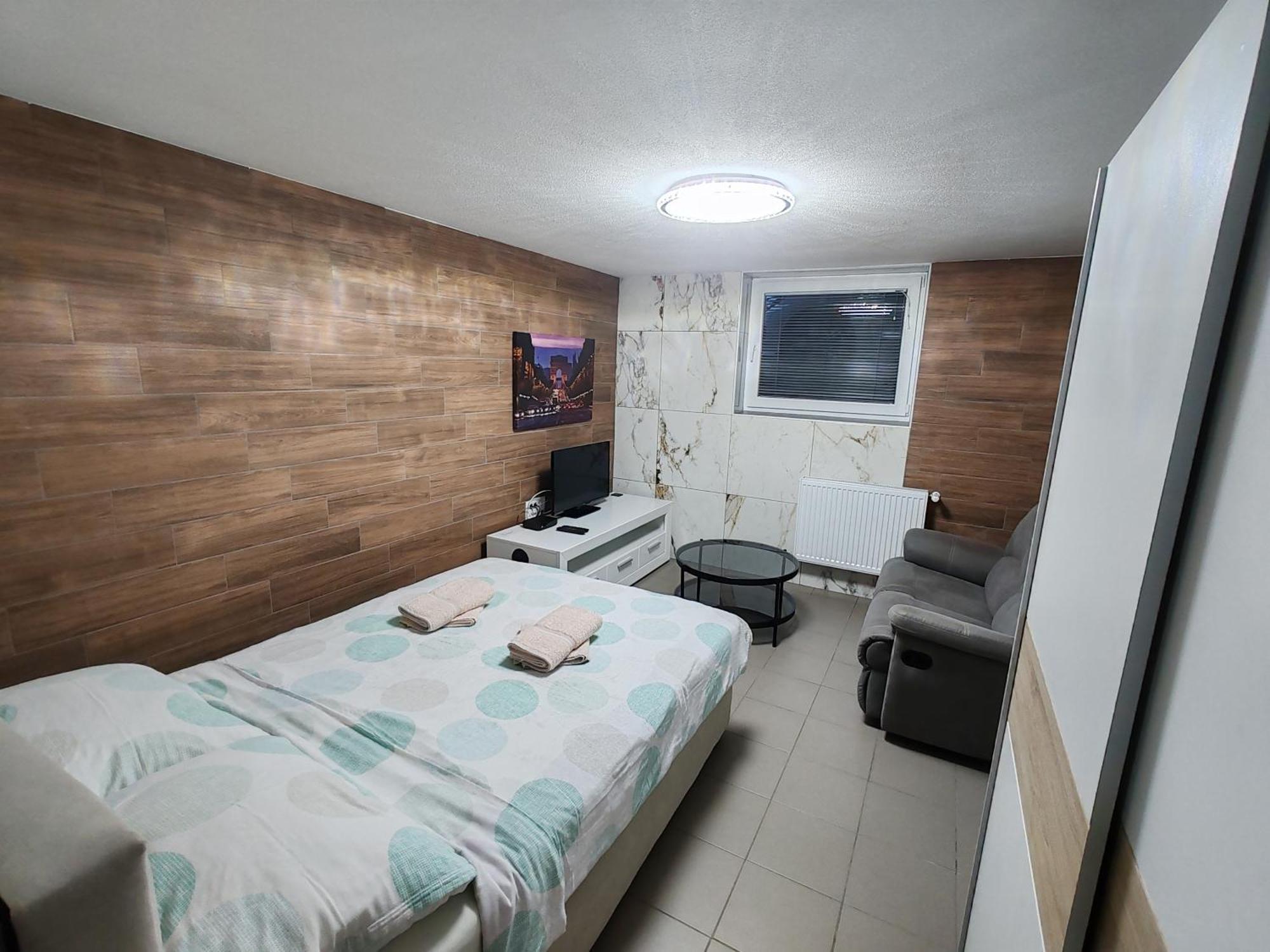 Apartments Malivojevic 지로브니차 외부 사진