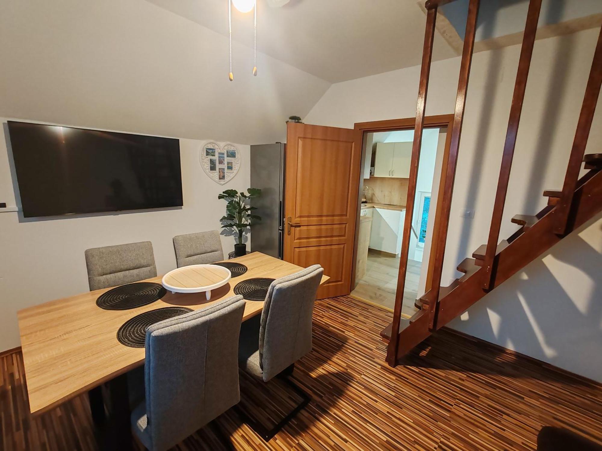 Apartments Malivojevic 지로브니차 외부 사진